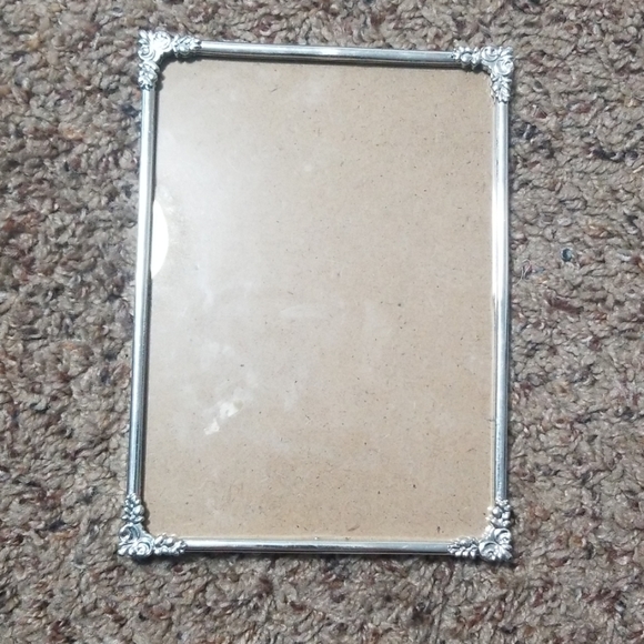 Picture frame - Picture 1 of 1